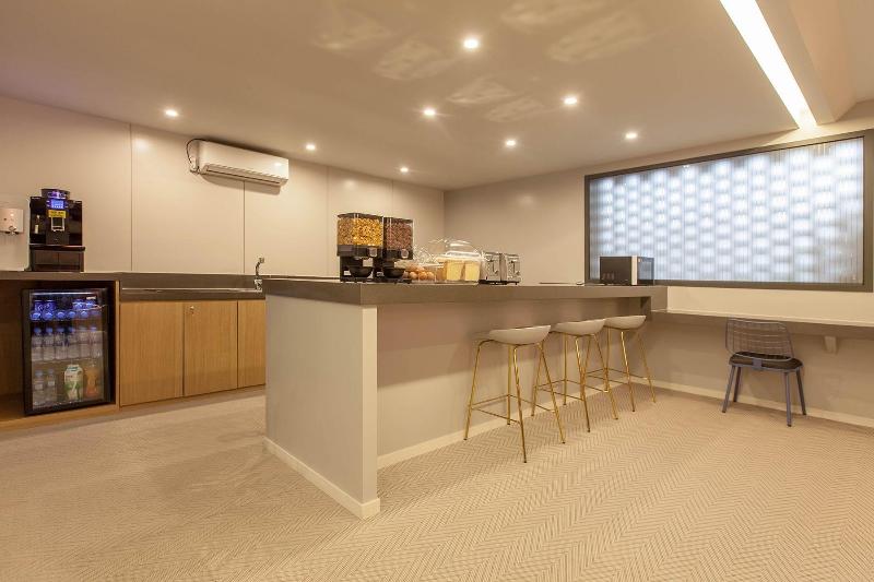 Browndot Hotel Masan Odong image