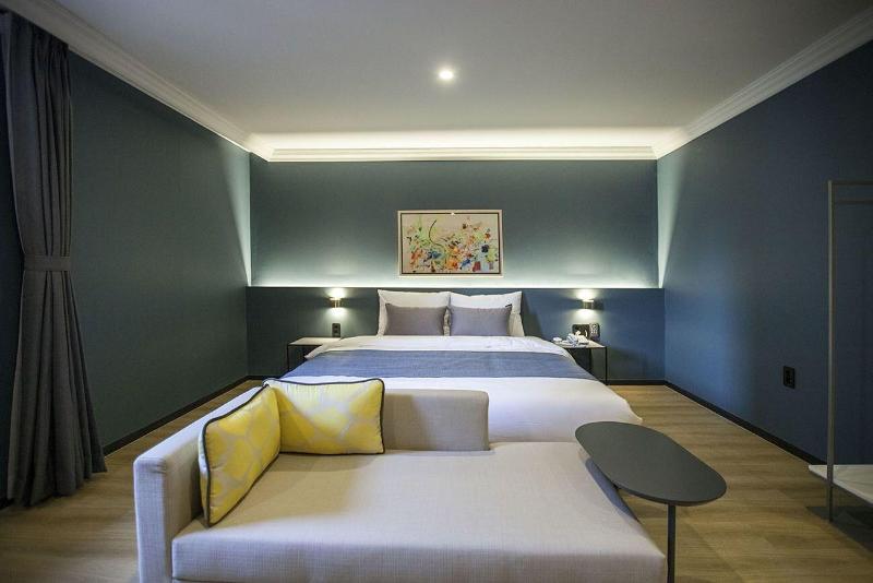 Browndot Hotel Masan Odong image