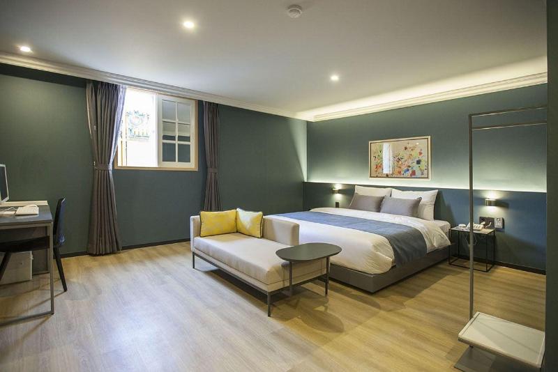 Browndot Hotel Masan Odong image