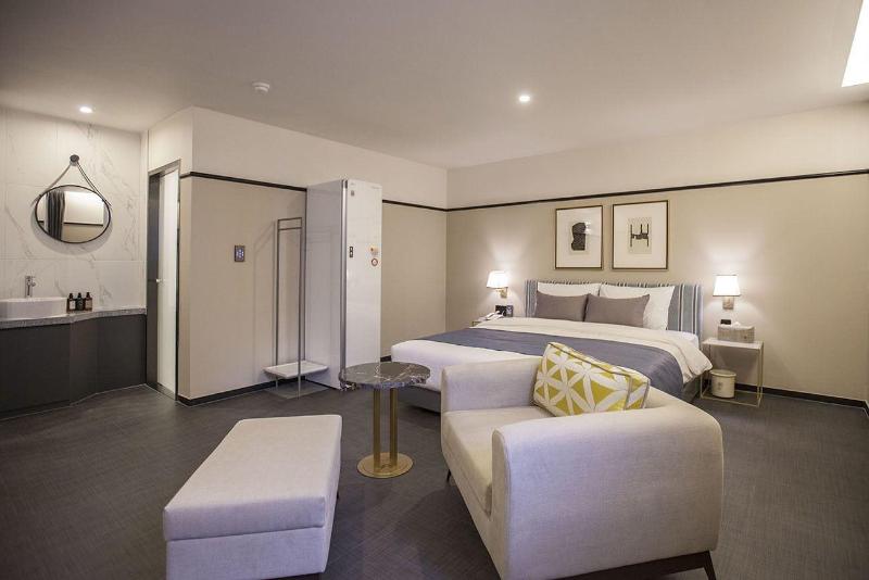 Browndot Hotel Masan Odong image