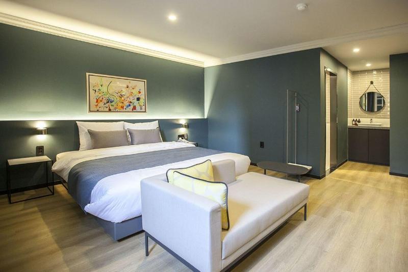 Browndot Hotel Masan Odong image