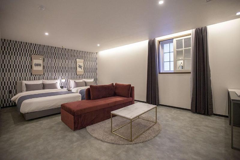 Browndot Hotel Masan Odong image