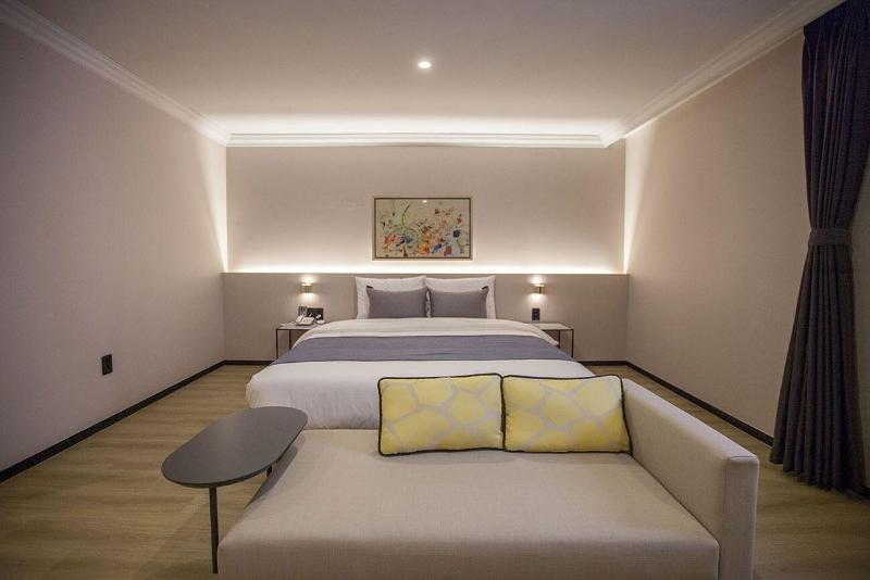Browndot Hotel Masan Odong image
