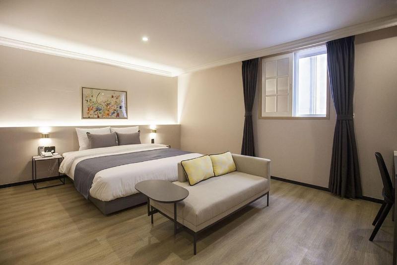Browndot Hotel Masan Odong image