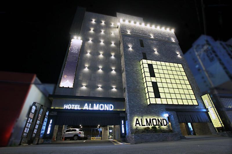 Masan Almond Hotel image