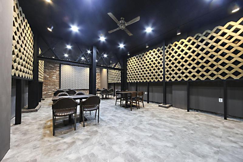 Masan Almond Hotel image