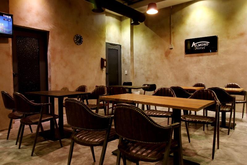 Masan Almond Hotel image