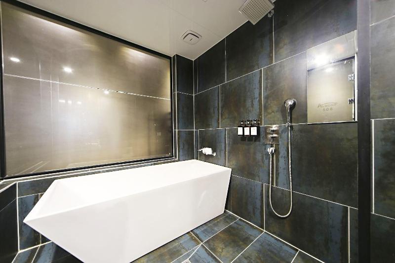 Masan Almond Hotel image