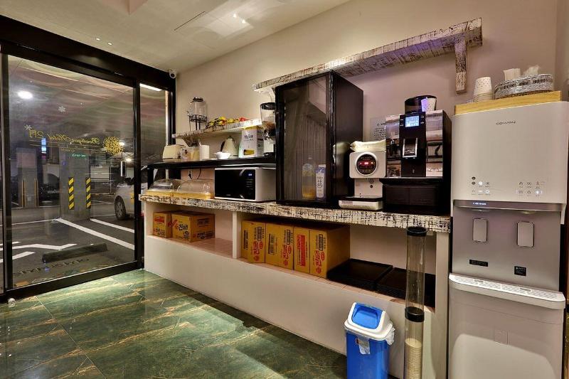 February Hotel Kimhae image