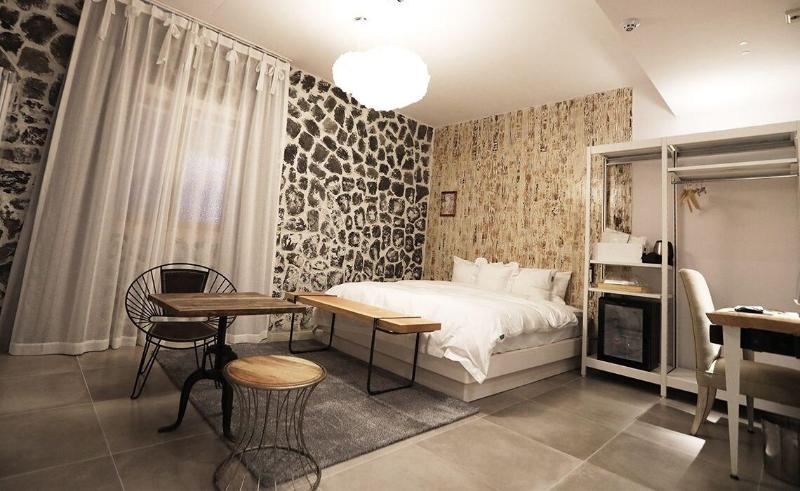 February Hotel Kimhae image