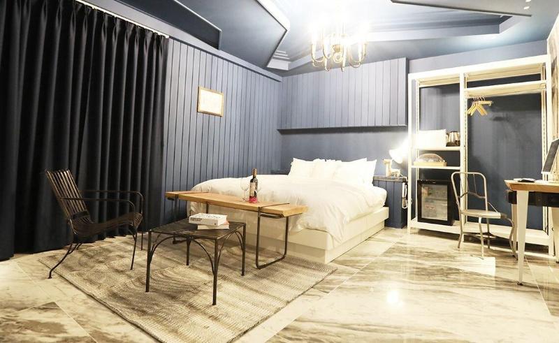 February Hotel Kimhae image