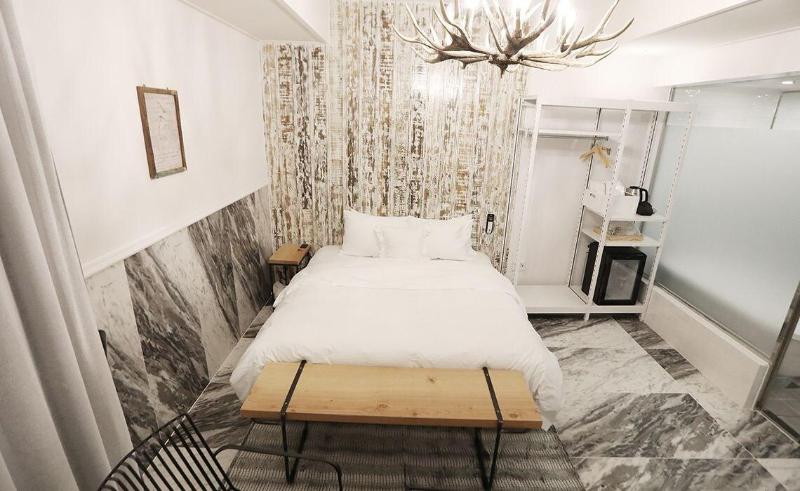 February Hotel Kimhae image