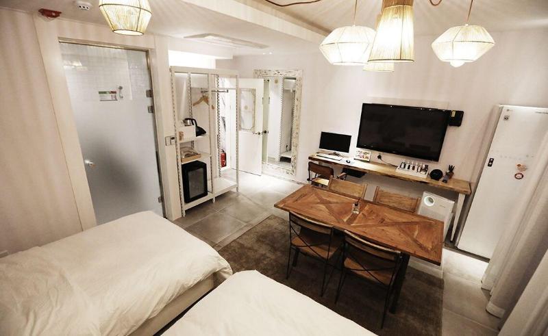 February Hotel Kimhae image
