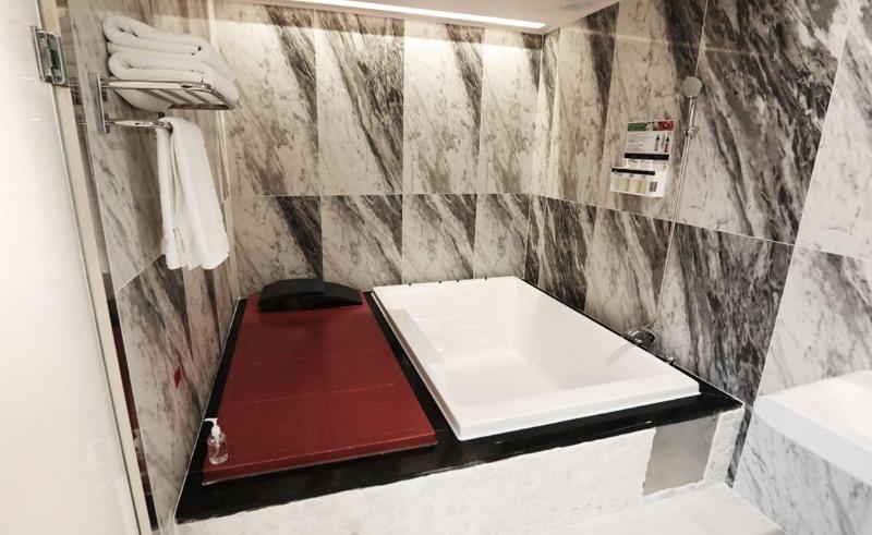 February Hotel Kimhae image