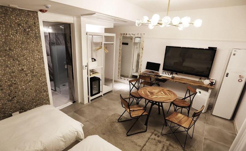 February Hotel Kimhae image