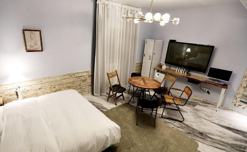 February Hotel Kimhae image