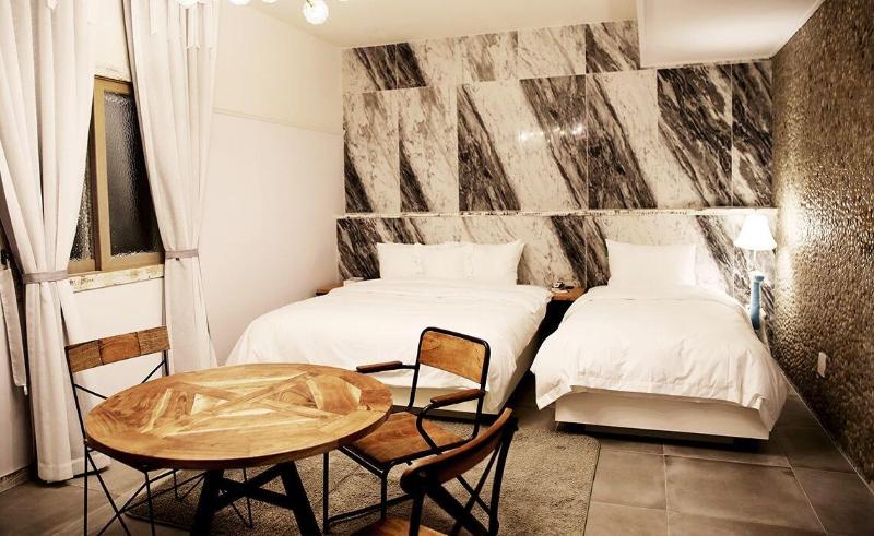 February Hotel Kimhae image