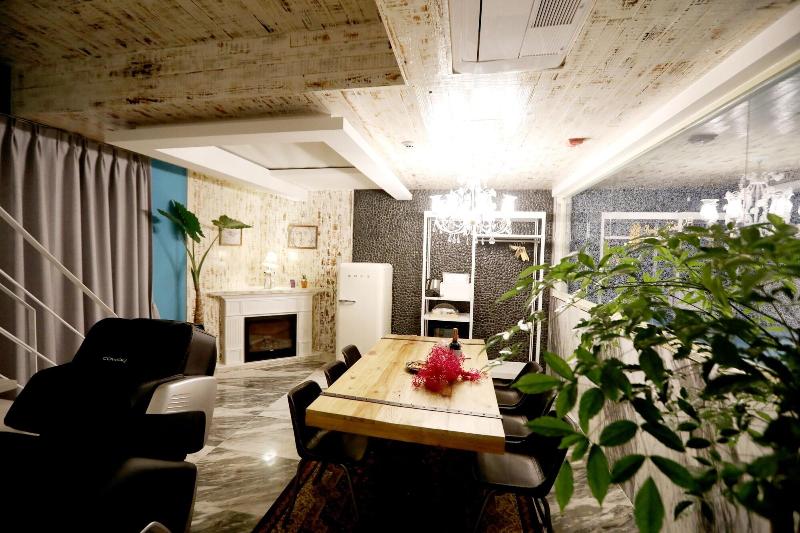 February Hotel Kimhae image