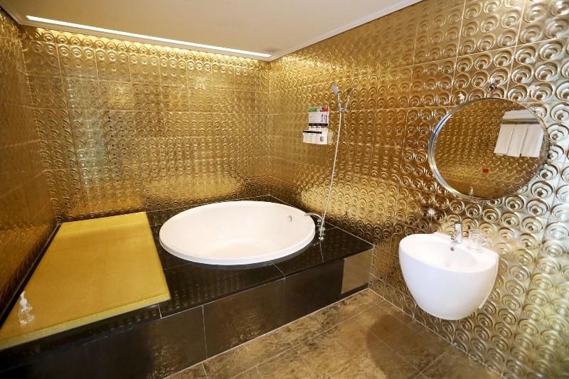 February Hotel Kimhae image