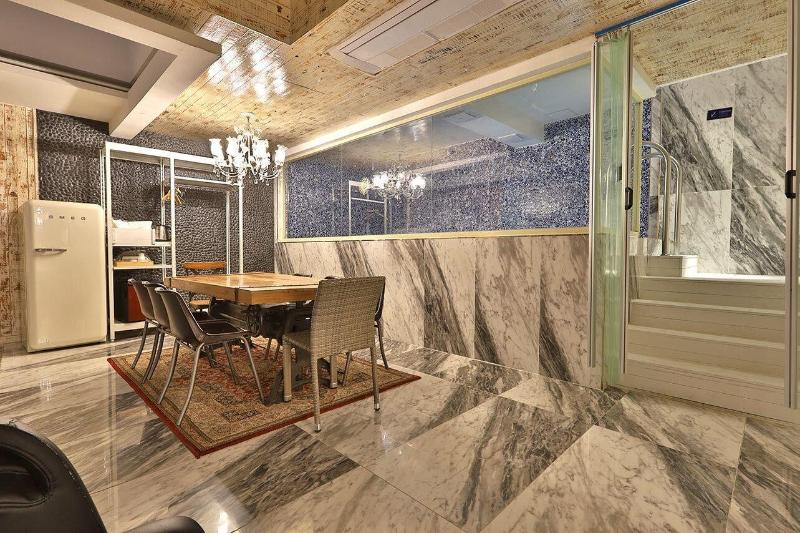 February Hotel Kimhae image