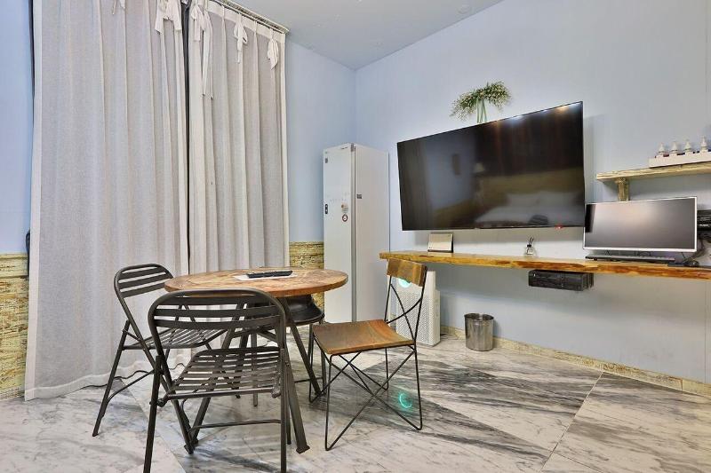 February Hotel Kimhae image