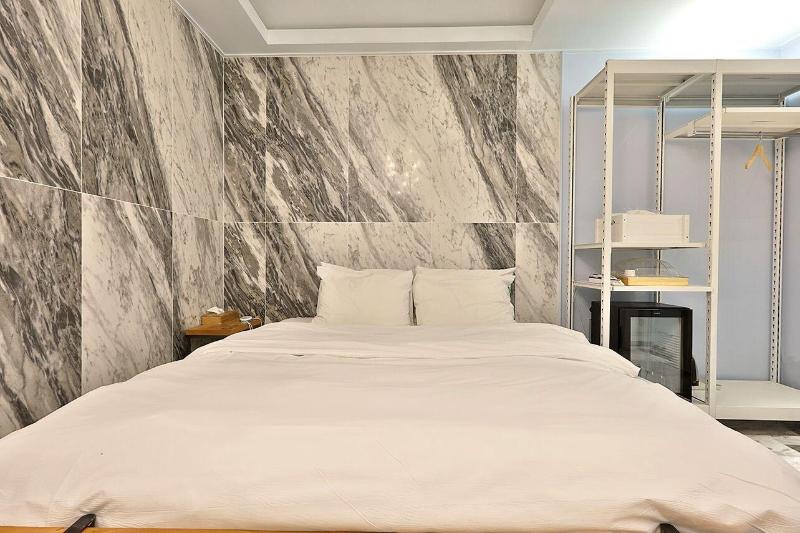 February Hotel Kimhae image