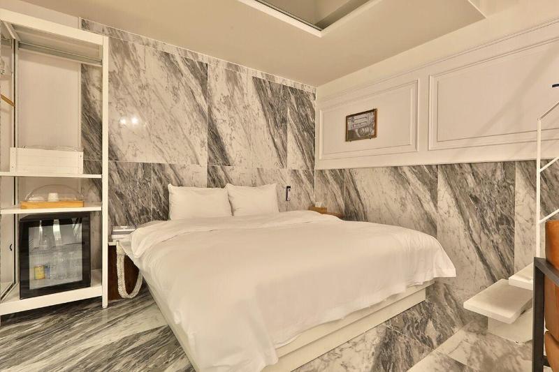 February Hotel Kimhae image