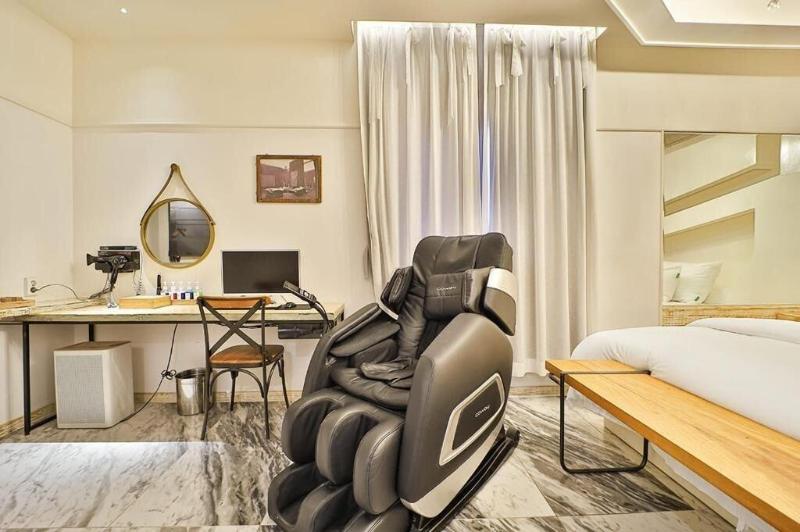 February Hotel Kimhae image