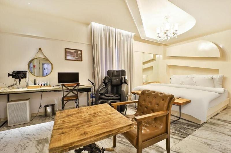 February Hotel Kimhae image
