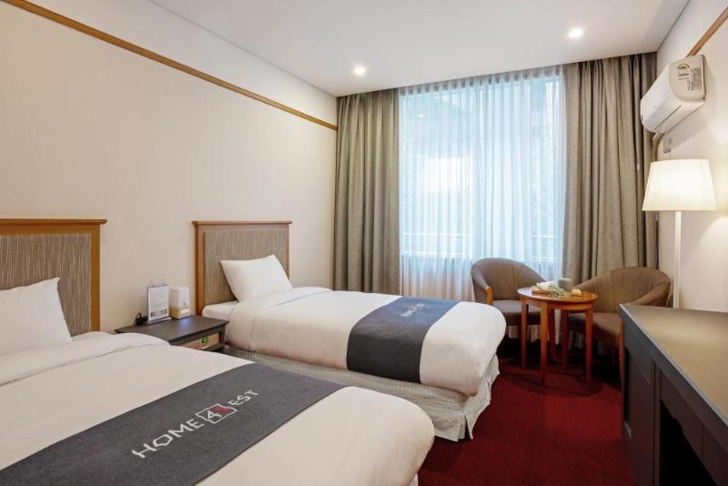 Hotel Homefourest