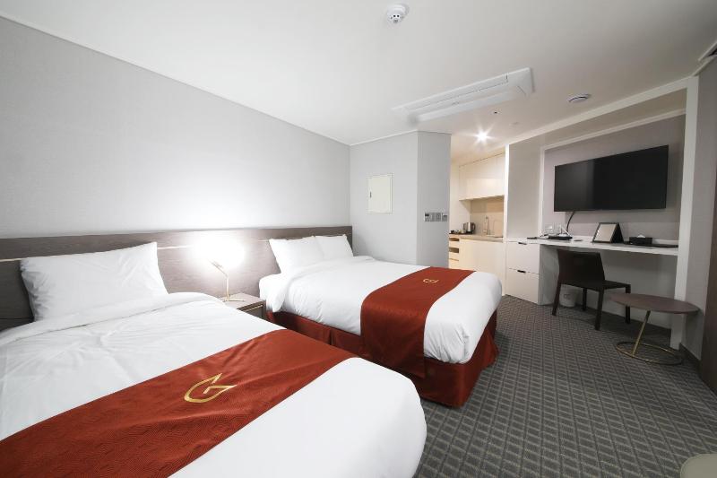 Golden Tulip Essential Namgang image