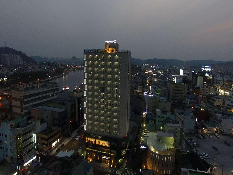 Golden Tulip Essential Namgang image