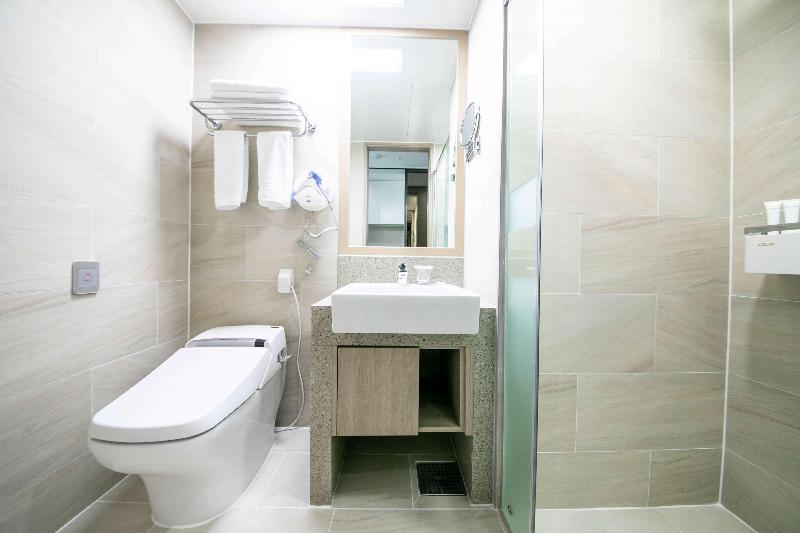 Golden Tulip Essential Namgang image