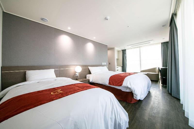 Golden Tulip Essential Namgang image