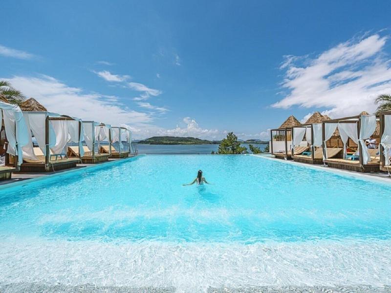 Laterrace Cove Suite image
