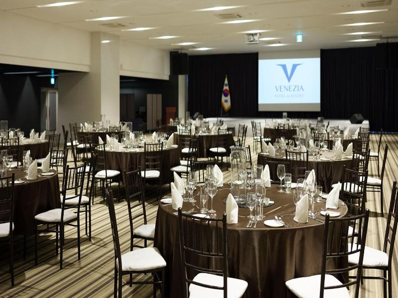 Yeosu Venezia Hotel & Resort image