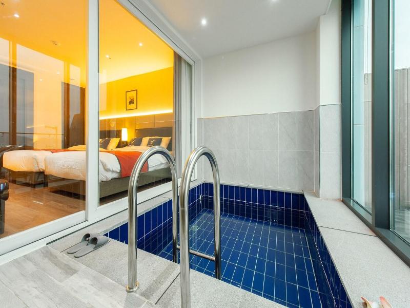 Yeosu Venezia Hotel & Resort image