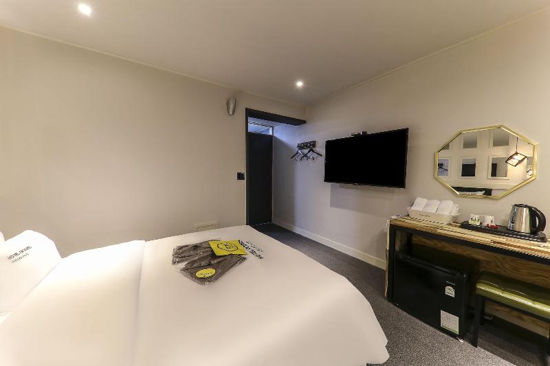 Hotel Yeogiuhtte Suncheon Jorye image