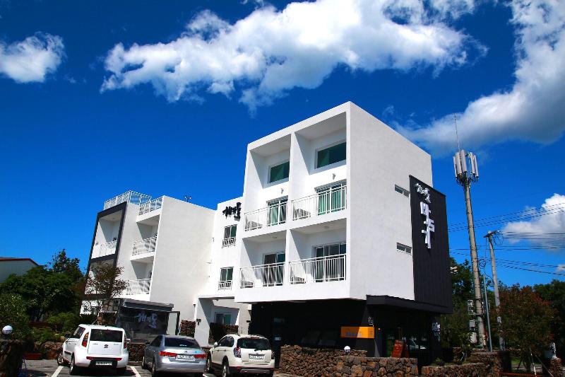 Jeju Baraki image