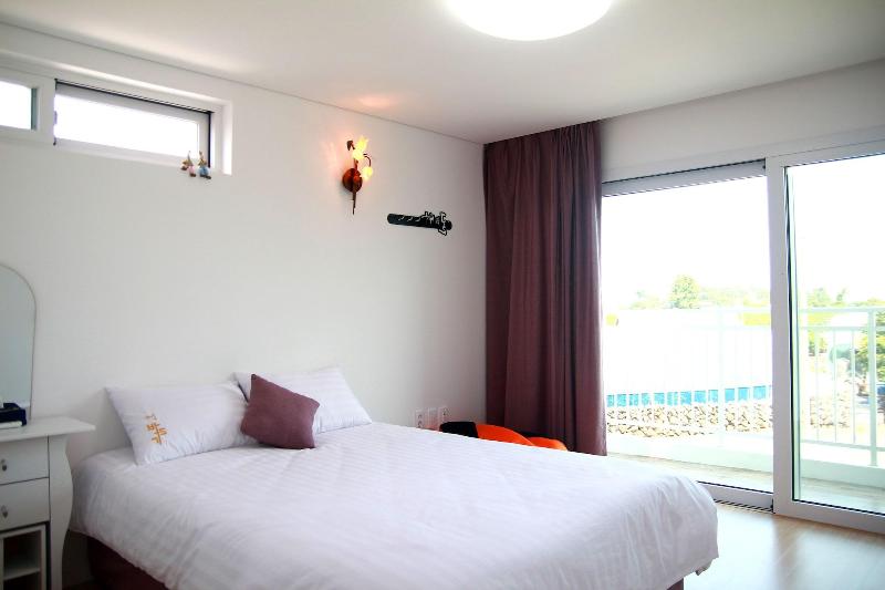 Jeju Baraki image