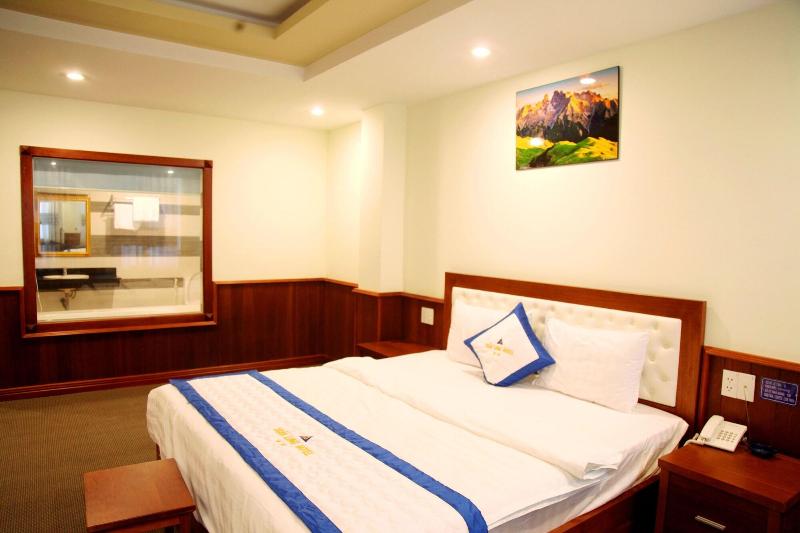 Tran Long Binh Duong Hotel image