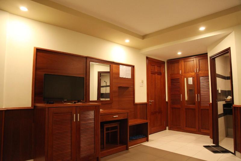 Tran Long Binh Duong Hotel image