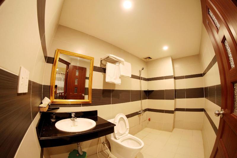 Tran Long Binh Duong Hotel image