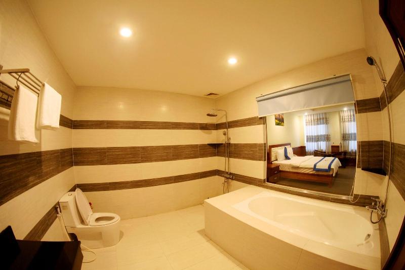 Tran Long Binh Duong Hotel image