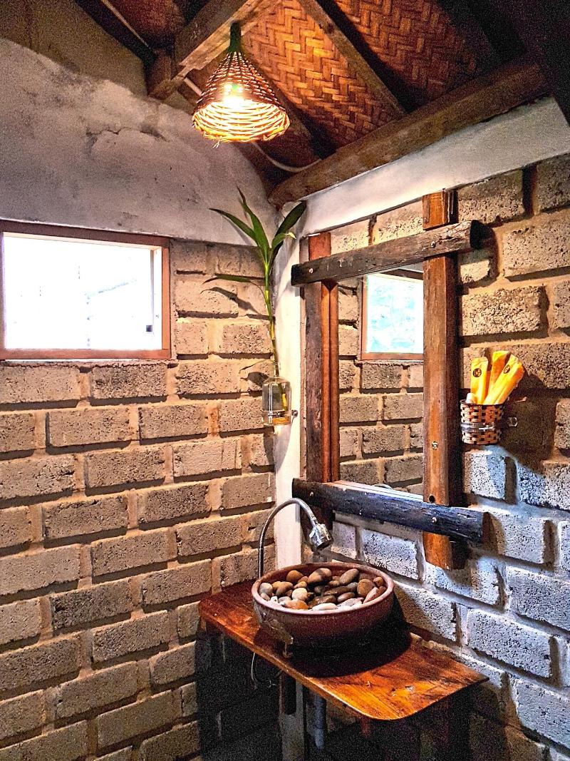 Highway 20 Homestay image