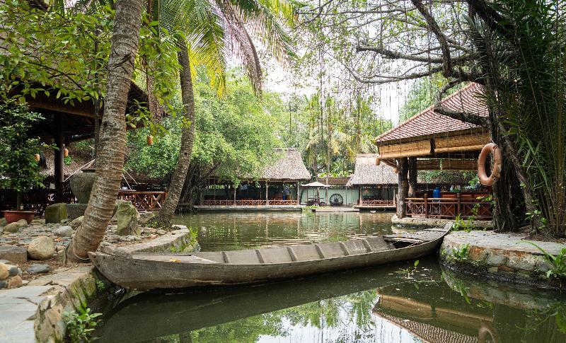 Phuong Nam Resort image