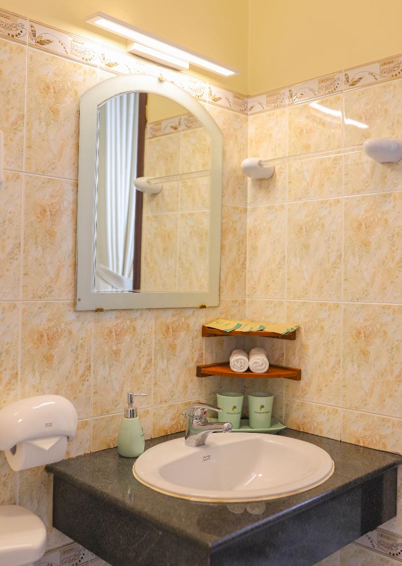 Phuong Nam Resort image