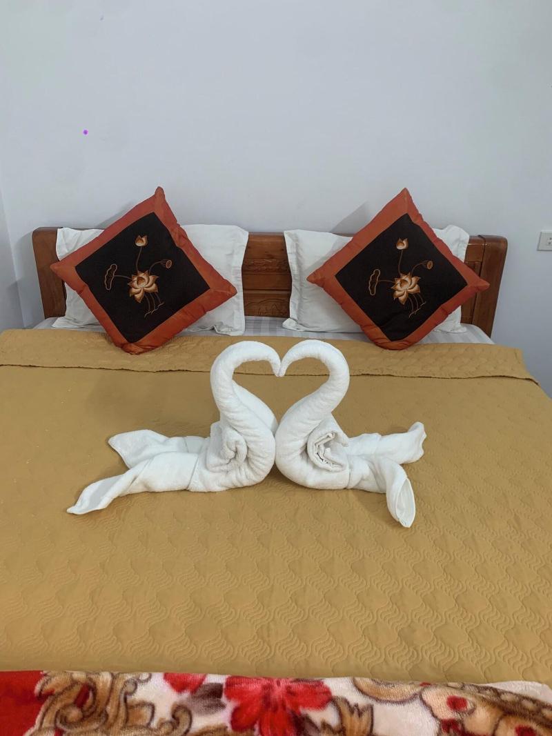 Tamcoc White Swan Hostel image
