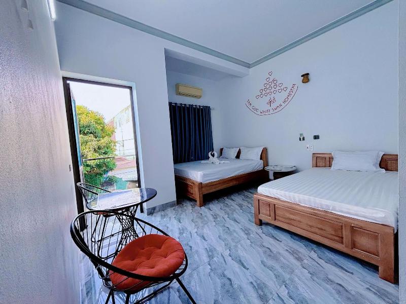 Tamcoc White Swan Hostel image