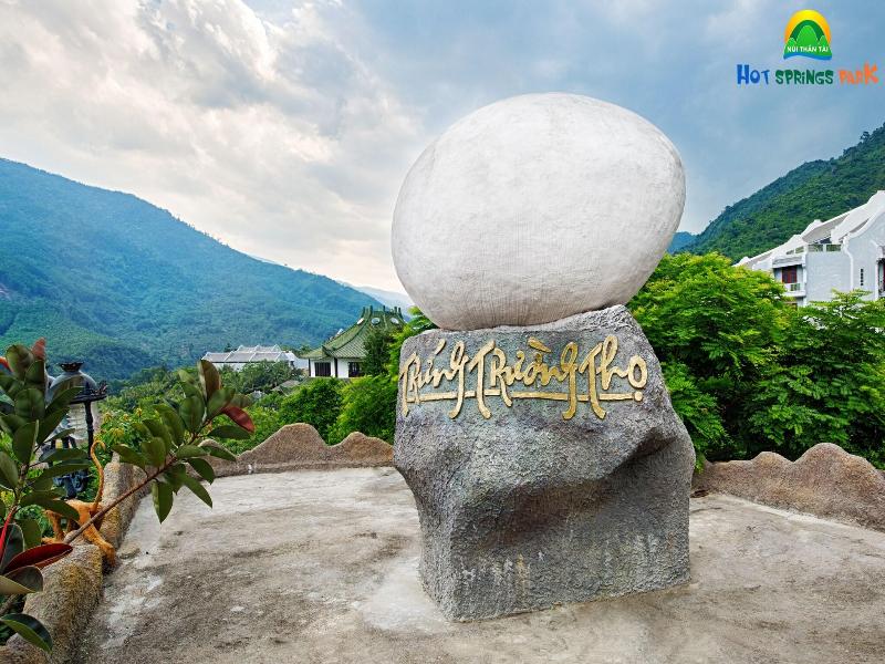 Nui Than Tai- Ebisu Onsen Resort Da Nang image